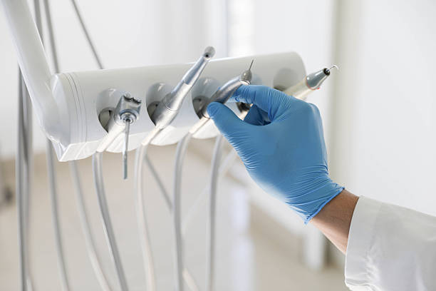 Professional Emergency Dentist technician working in Hill City, KS